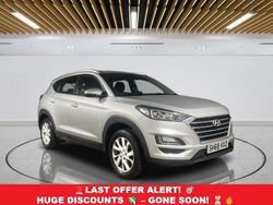 Silver Used 2018 Hyundai Tucson SE SUV | £11,099 (Good price)