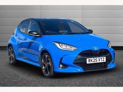 Blue Used 2025 Toyota Yaris Hybrid Edition Hatchback | £23,401 (Fair price)