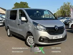 Silver Used 2015 Renault Trafic Van | £8,995 (Fair price)