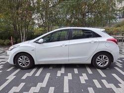 White Used 2015 Hyundai i30 SE Hatchback | £1,750 (Super price)