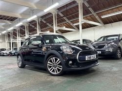 Black Used 2018 Mini Cooper Hatch Hatchback | £9,294 (Super price)