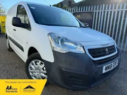 White Used 2018 Peugeot Partner MPV | £5,896 (Good price)