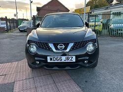 Black Used 2017 Nissan Juke N-Connecta SUV | £5,590 (Good price)