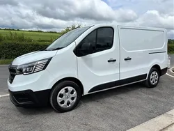 White Used 2023 Renault Trafic Van | £18,990 (Fair price)