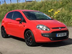 Red Used 2010 Fiat Punto Evo S Hatchback | £1,995 (Fair price)