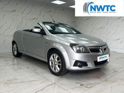 Silver Used 2006 Vauxhall Tigra Sport Cabriolet | £1,295