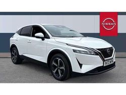 White Used 2022 Nissan Qashqai N-Connecta SUV | £19,323 (Fair price)