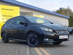 Black Used 2022 Nissan Leaf N-Connecta Hatchback | £11,298 (Fair price)