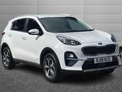 Fusion white Used 2019 Kia Sportage 2 SUV | £12,995 (A bit pricey)