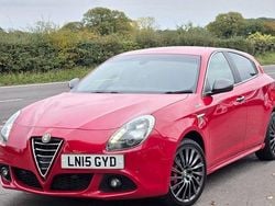 Red Used 2015 Alfa Romeo Giulietta Quadrifoglio Verde Hatchback | £5,250 (Fair price)