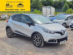 Silver/black Used 2017 Renault Captur Dynamique SUV | £8,388 (Fair price)
