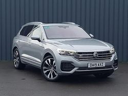 Silver Used 2019 VW Touareg R-line SUV | £27,998 (A bit pricey)