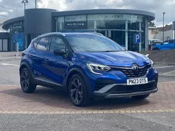 Blue/black Used 2023 Renault Captur Engineered SUV | £17,635 (Fair price)