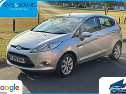 Silver Used 2009 Ford Fiesta Zetec Hatchback | £2,450 (Fair price)
