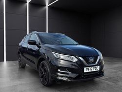 Black Used 2017 Nissan Qashqai Tekna SUV | £9,995 (Expensive)