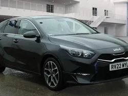 Black Used 2022 Kia Ceed 3 Hatchback | £14,899 (Fair price)