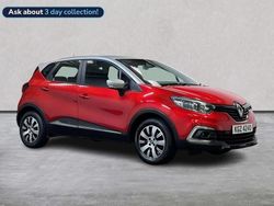 Red Used 2018 Renault Captur Play SUV | £8,285 (Fair price)