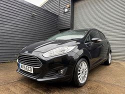 Black Used 2015 Ford Fiesta Titanium Hatchback | £3,500 (Fair price)