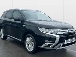 Used 2018 Mitsubishi Outlander P-HEV Estate | £15,843 (Fair price)