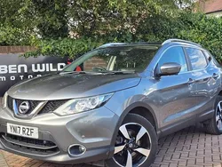 Grey Used 2017 Nissan Qashqai N-Connecta SUV | £8,290 (Good price)
