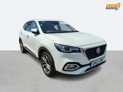 White Used 2023 MG HS Exclusive SUV | £15,495 (Fair price)