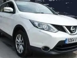 Pure white Used 2014 Nissan Qashqai Acenta Premium SUV | £4,975 (Fair price)