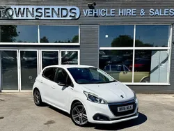 Bianca white Used 2016 Peugeot 208 GT-line Hatchback | £6,495 (Fair price)