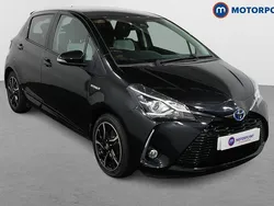 Black Used 2018 Toyota Yaris Hybrid Design Hatchback | £12,649 (Fair price)