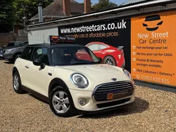 White Used 2015 Mini Cooper Hatch Hatchback | £7,894 (Fair price)