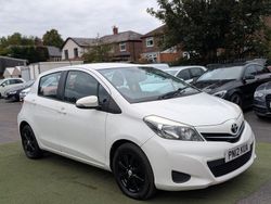 White Used 2012 Toyota Yaris Hatchback | £3,500 (Fair price)