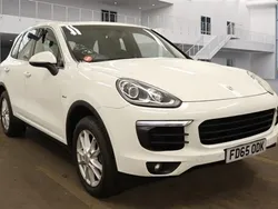 White Used 2015 Porsche Cayenne SUV | £20,985 (Good price)