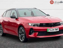 Used 2025 Vauxhall Astra Ultimate Estate | £20,900 (Good price)