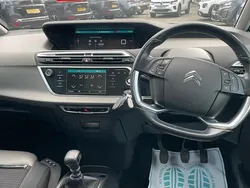 Red Used 2018 Citroën C4 SpaceTourer Flair MPV | £12,481 (Fair price)