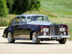 Silver/red Used 1965 Rolls Royce Silver Cloud | £24,000