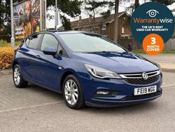 Blue Used 2019 Vauxhall Astra Design Edition Hatchback | £8,395 (Fair price)