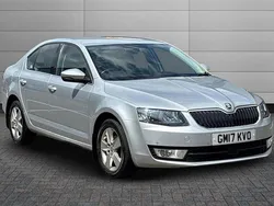 Silver Used 2017 Skoda Octavia SE Technology Hatchback | £8,995 (Fair price)