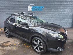 Black Used 2016 Nissan Qashqai N-Connecta SUV | £8,995 (Fair price)