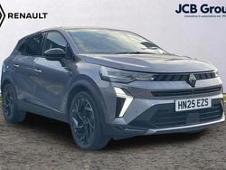 Grey Used 2025 Renault Symbioz Iconic Esprit Alpine SUV | £24,299 (Fair price)