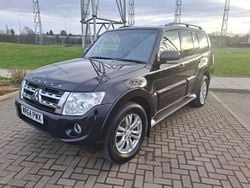 Black Used 2014 Mitsubishi Shogun SUV | £10,975 (Good price)