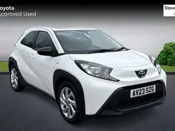 White Used 2023 Toyota Aygo PURE Hatchback | £12,071 (Fair price)