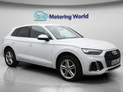 White Used 2021 Audi Q5 S-Line SUV | £28,000 (Fair price)