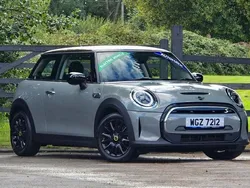 Used 2023 Mini Cooper Level 1 Hatchback | £12,975 (Good price)