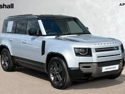 Metallic hakuba silver Used 2024 Land Rover Defender SE Dynamic SUV | £66,729 (Fair price)