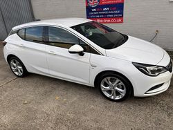 White Used 2016 Vauxhall Astra SRi Hatchback | £4,995 (Fair price)