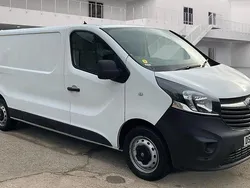 White Used 2018 Vauxhall Vivaro Van | £6,495 (Good price)