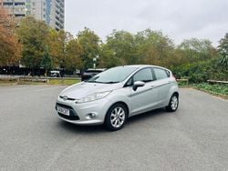 Silver Used 2009 Ford Fiesta Zetec Hatchback | £2,995 (Good price)