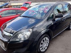 Black Used 2013 Vauxhall Zafira MPV | £3,995 (A bit pricey)