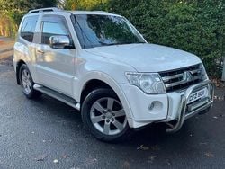White Used 2010 Mitsubishi Shogun Warrior SUV | £6,950 (Good price)