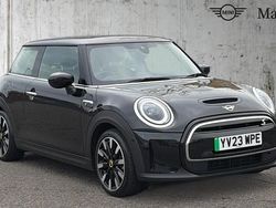 Midnight black ii Used 2023 Mini Cooper S Level 3 Hatchback | £20,145 (A bit pricey)