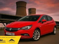 Red Used 2017 Vauxhall Astra Design Edition | £3,490 (Good price)
